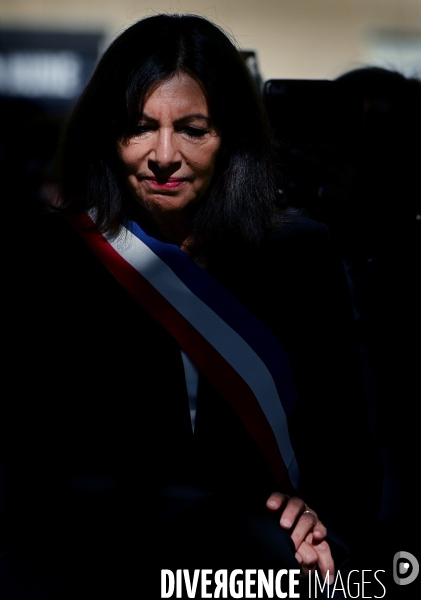 Anne hidalgo inaugure la place Juliette gréco