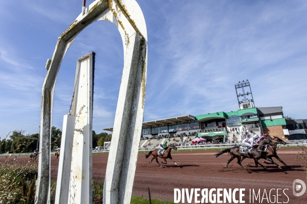 Courses hippiques sur l hippodrome d Amiens