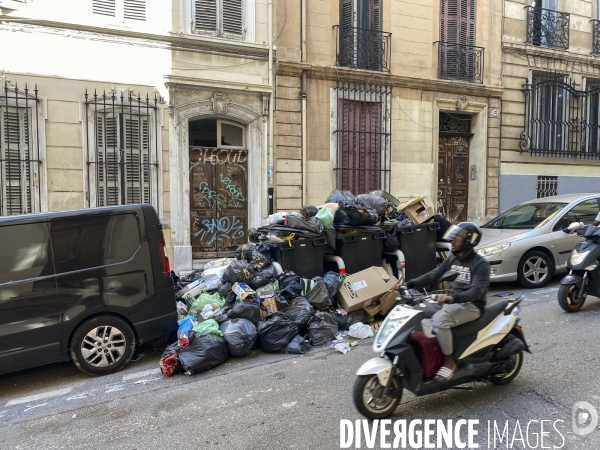 Poubelles la Ville  à Marseille, la nouvelle saison de la série.