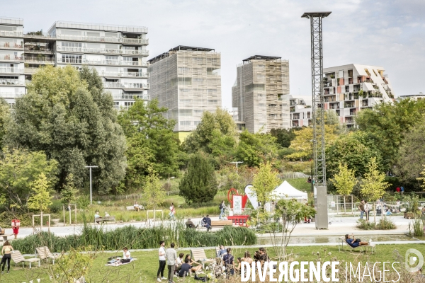 Promenade au Parc Clichy-Batignolles