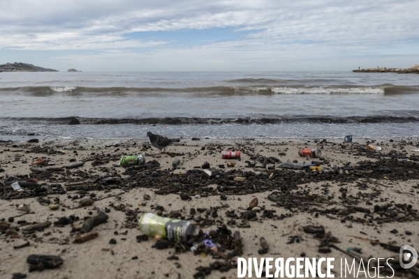 Intempéries et grève des poubelles