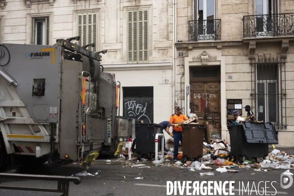 Intempéries et grève des poubelles