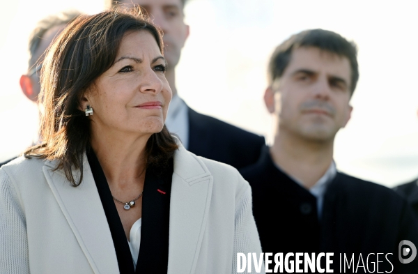 Anne Hidalgo pose la première pierre de l Arena