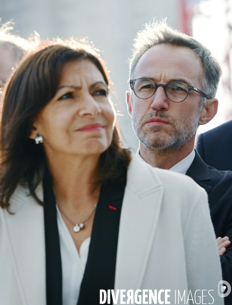 Anne Hidalgo pose la première pierre de l Arena