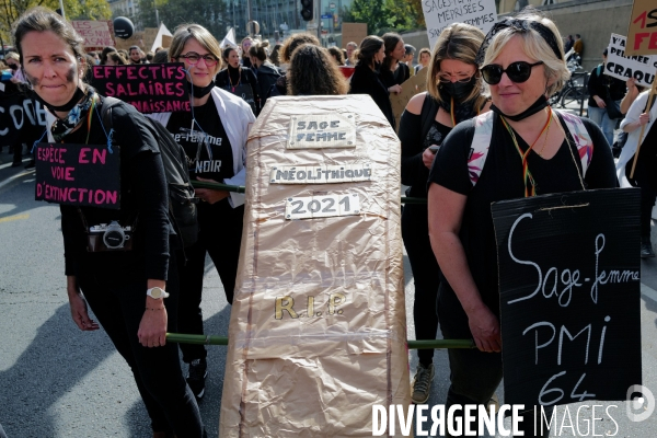 Manifestation des sages femmes