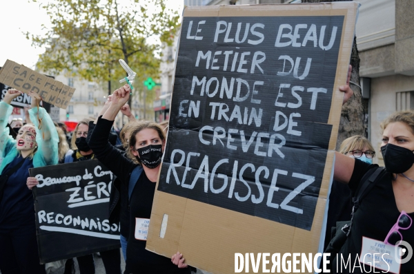 Manifestation des sages femmes