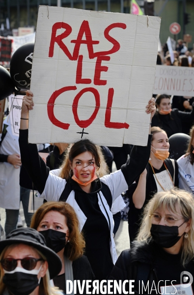 Manifestation des sages femmes