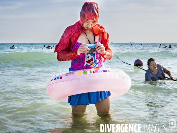 Les Chinois à la Plage