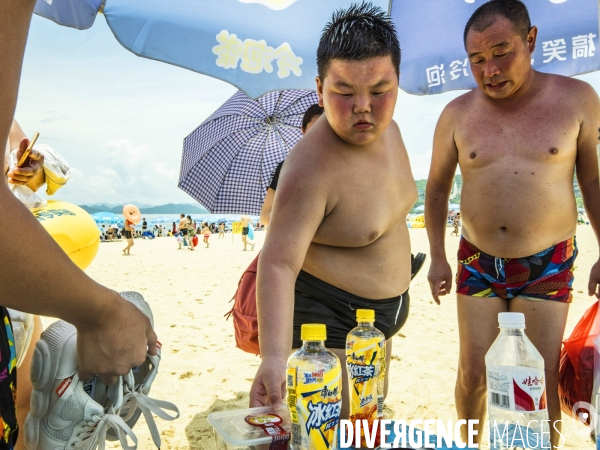 Les Chinois à la Plage