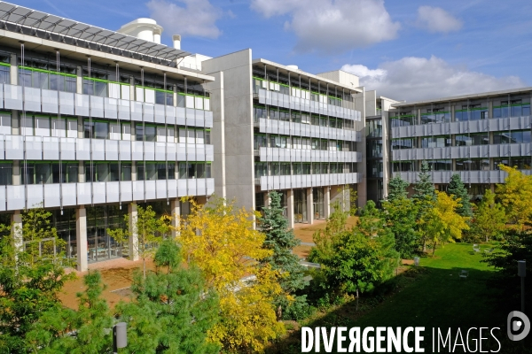 Le nouveau campus de l  Ecole Normale Supérieure Paris-Saclay