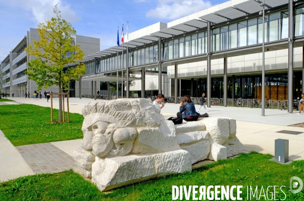 Le nouveau campus de l  Ecole Normale Supérieure Paris-Saclay