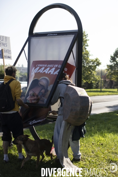 Marche des terres contre l avancee de l urbanisation