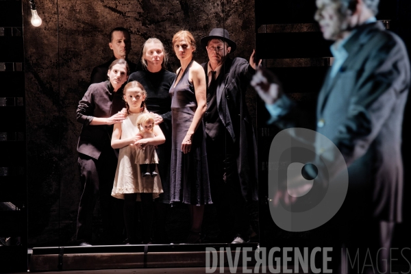 Six personnages en quête d auteur /Luigi Pirandello /  Emmanuel Demarcy-Mota /