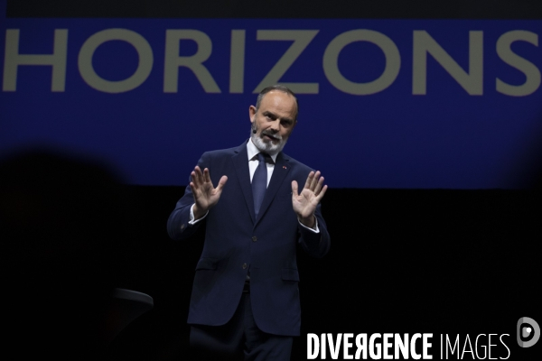 Edouard PHILIPPE lance son nouveau parti  HORIZONS  au Havre.