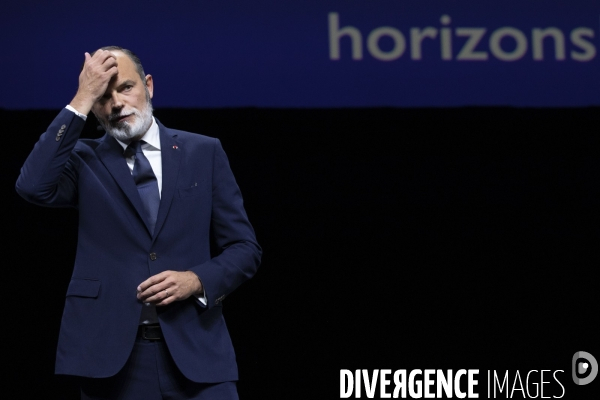 Edouard PHILIPPE lance son nouveau parti  HORIZONS  au Havre.