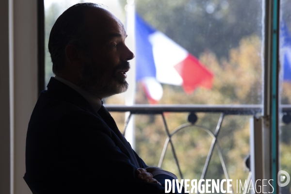 Edouard PHILIPPE, maire du Havre, dans son bureau de l Hôtel de ville.