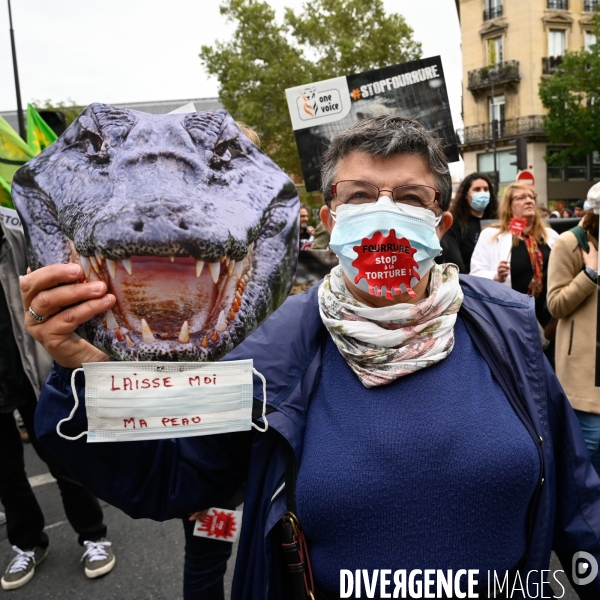 Cause animale :  Marche contre la fourrure et contre l exploitation des animaux pour leur peau. March Against Fur and the Exploitation of Animals for Their Skin.2021.