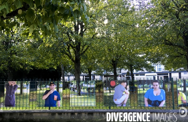 HORS-CADRE TOI-MÊME, une exposition dans la rue de portraits de personnes en situalition de Handicap.