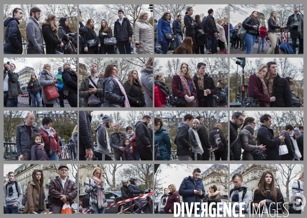Portraits de la foule devant le Bataclan 1 mois après les attentats du 13 novembre 2015