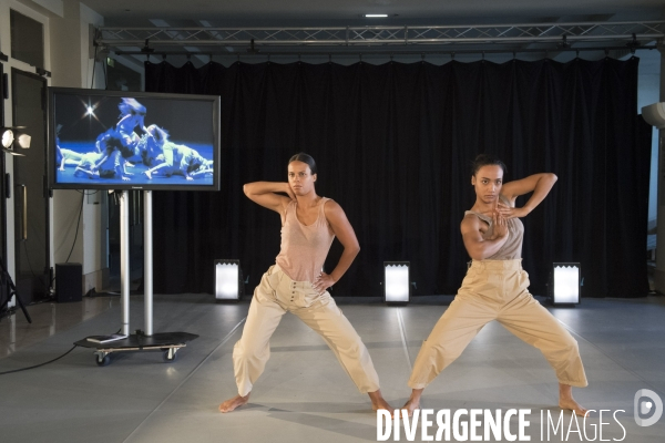 LA PART DES FEMMES Une traversée chorégraphique (Performance) de Héla Fattoumi et Eric Lamoureux