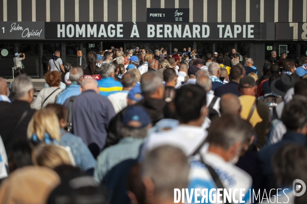 Ferveur à Bernard Tapie