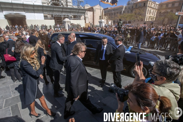 Ferveur à Bernard Tapie