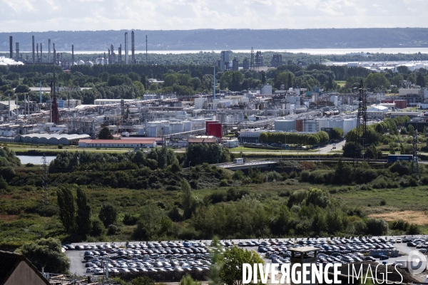 Vue de la zone industrielle du Havre