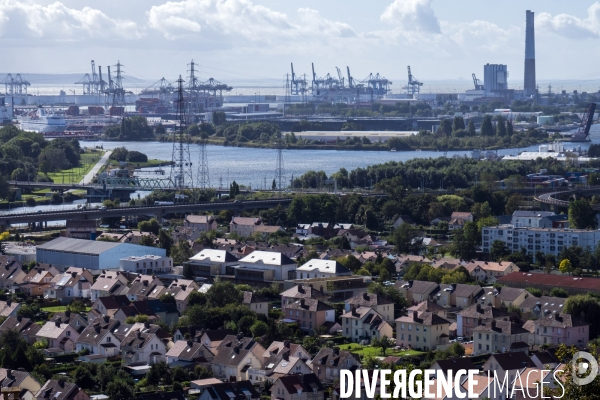 Vue de la zone industrielle du Havre