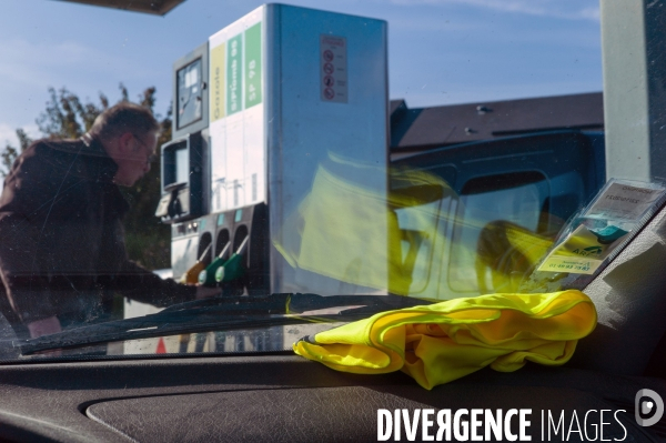 Illustration Gilets Jaunes/carburants