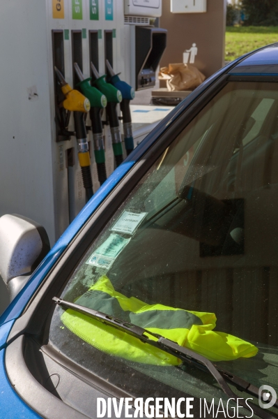 Illustration Gilets Jaunes/carburants