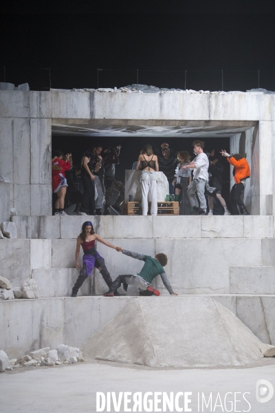 ROOM WITH A VIEW - LA)HORDE - Rone - Ballet national de Marseille