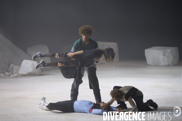 ROOM WITH A VIEW - LA)HORDE - Rone - Ballet national de Marseille