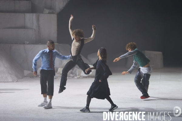 ROOM WITH A VIEW - LA)HORDE - Rone - Ballet national de Marseille