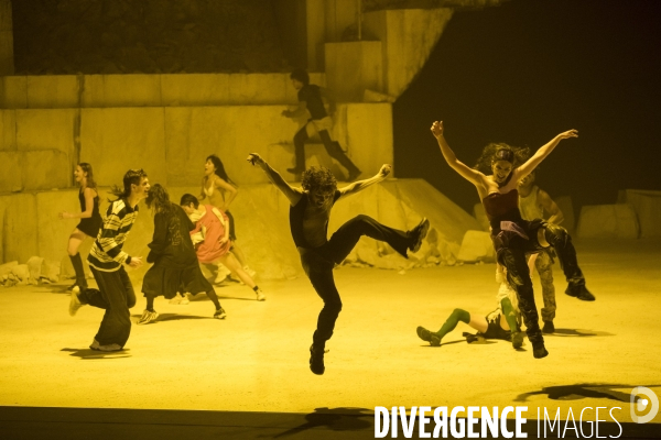 ROOM WITH A VIEW - LA)HORDE - Rone - Ballet national de Marseille