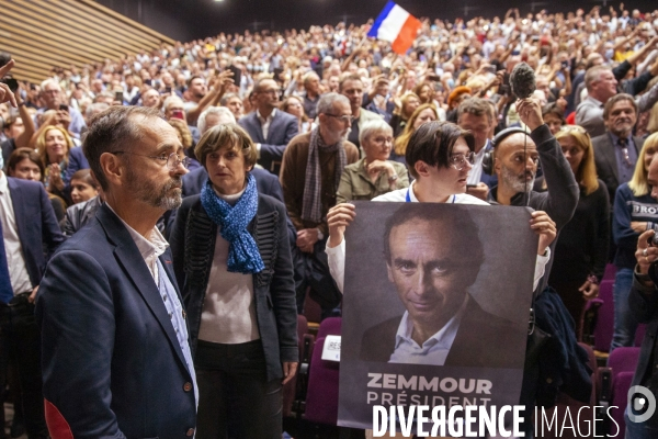 Conférence d Eric ZEMMOUR à Béziers.