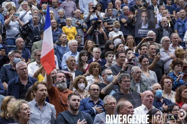 Conférence d Eric ZEMMOUR à Béziers.