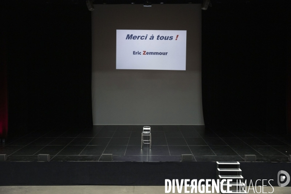 Conférence d Eric ZEMMOUR à Béziers.