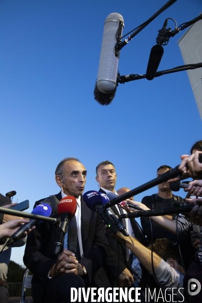 Conférence d Eric ZEMMOUR à Béziers.