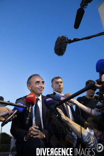 Conférence d Eric ZEMMOUR à Béziers.