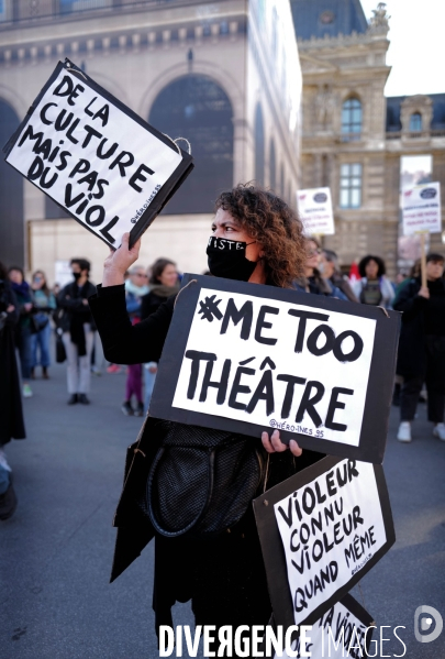 Rassemblement du collectif me too theatre