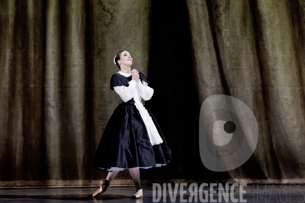 Le Rouge et le Noir /  Pierre Lacotte / Stendhal / Ballet de l Opéra national de Paris