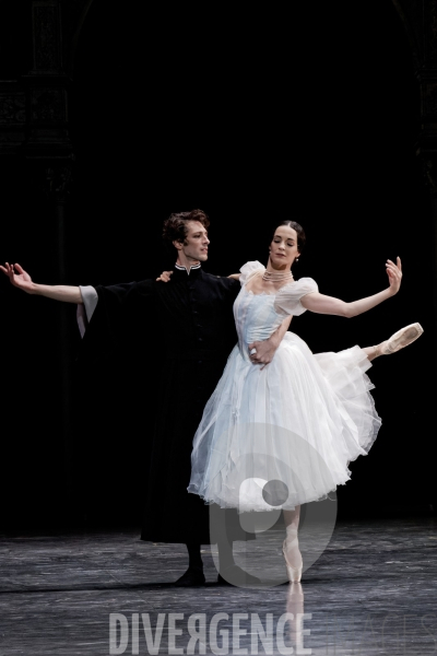 Le Rouge et le Noir /  Pierre Lacotte / Stendhal / Ballet de l Opéra national de Paris