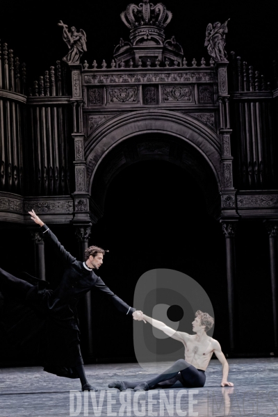 Le Rouge et le Noir /  Pierre Lacotte / Stendhal / Ballet de l Opéra national de Paris