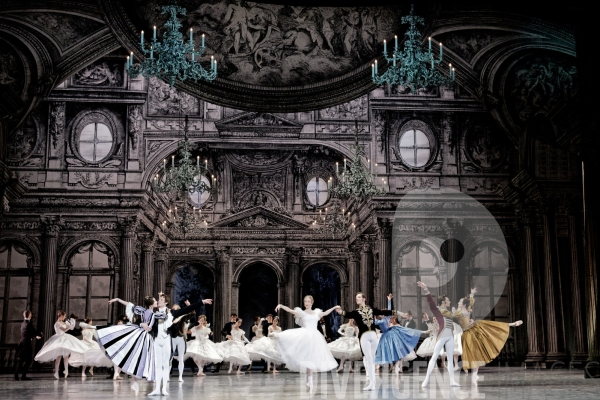 Le Rouge et le Noir /  Pierre Lacotte / Stendhal / Ballet de l Opéra national de Paris