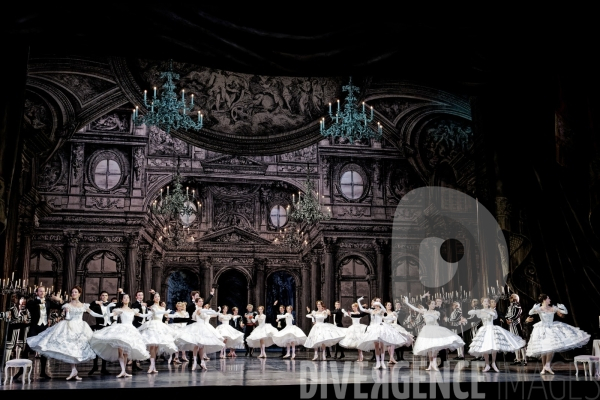 Le Rouge et le Noir /  Pierre Lacotte / Stendhal / Ballet de l Opéra national de Paris