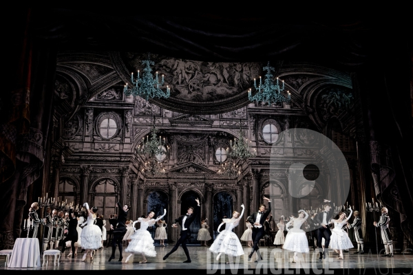 Le Rouge et le Noir /  Pierre Lacotte / Stendhal / Ballet de l Opéra national de Paris