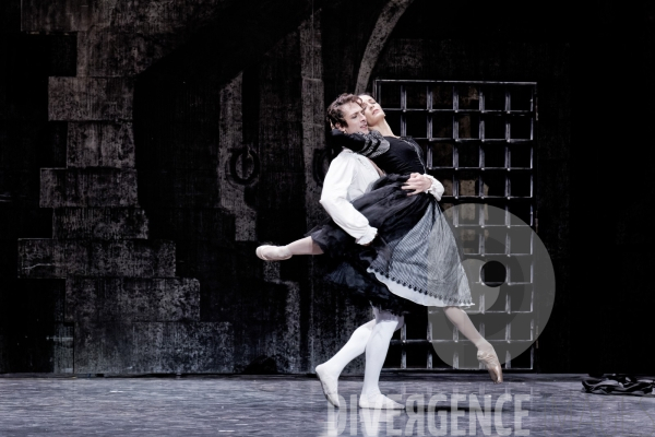 Le Rouge et le Noir /  Pierre Lacotte / Stendhal / Ballet de l Opéra national de Paris