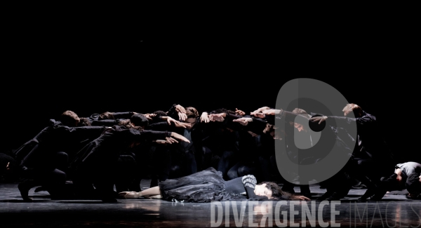 Le Rouge et le Noir /  Pierre Lacotte / Stendhal / Ballet de l Opéra national de Paris