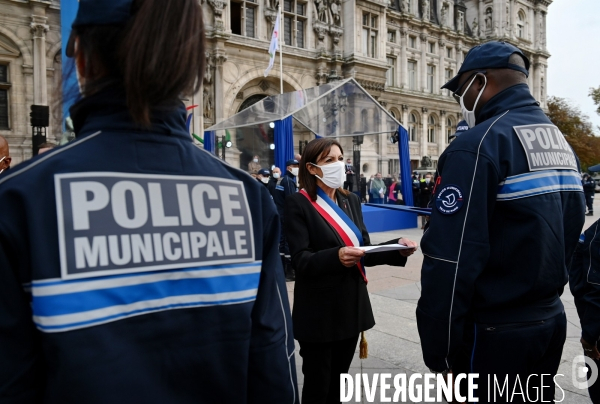 Cérémonie officielle de présentation de la première promotion de la police municipale de Paris