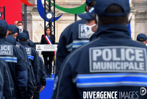 Cérémonie officielle de présentation de la première promotion de la police municipale de Paris